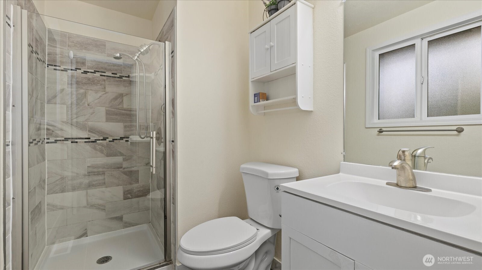 5330 144th Place Southwest Edmonds, WA 98026 - Photo 13 of 26 Gallery Image 13