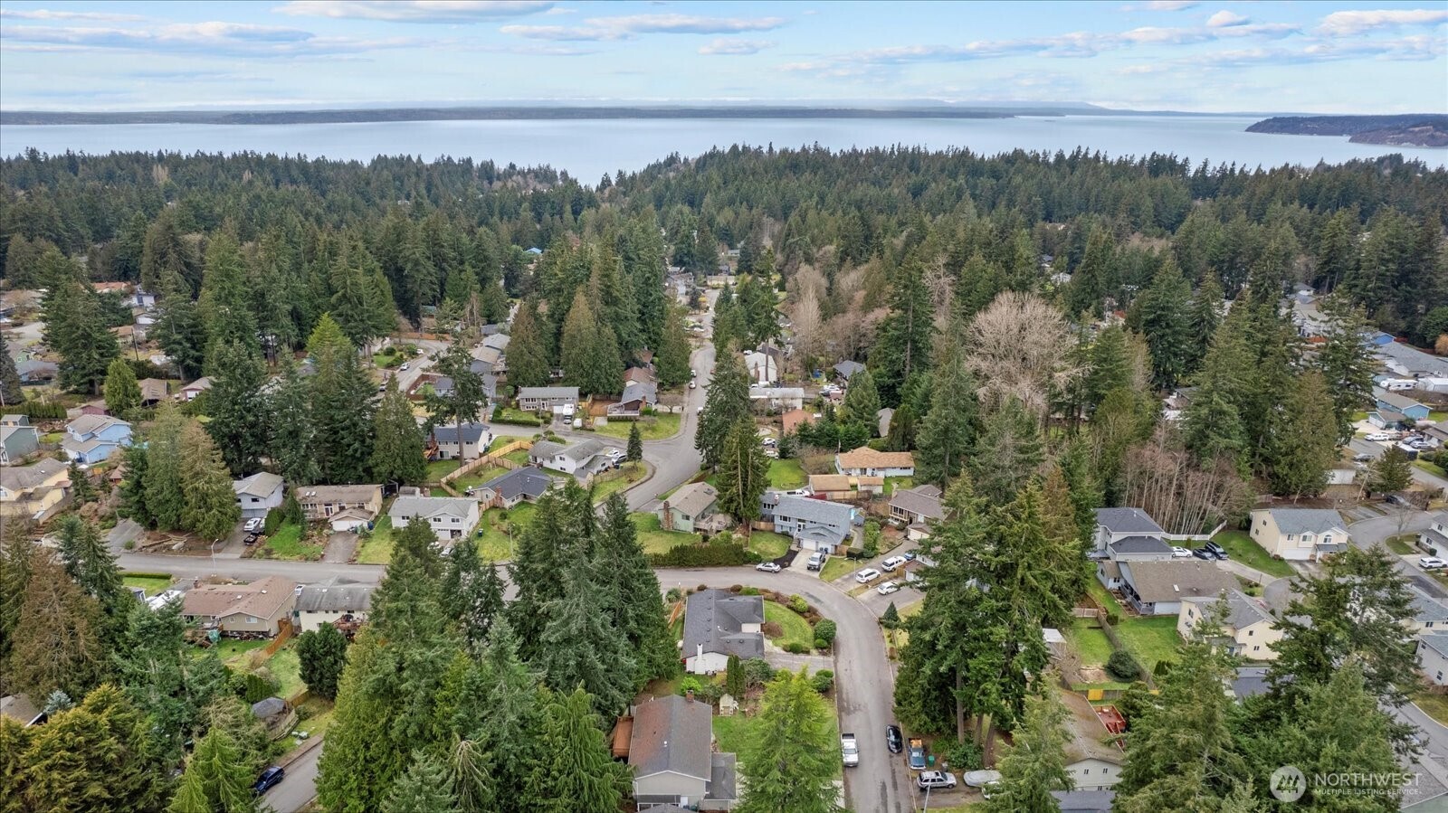 5330 144th Place Southwest Edmonds, WA 98026 - Photo 25 of 26 Gallery Image 25