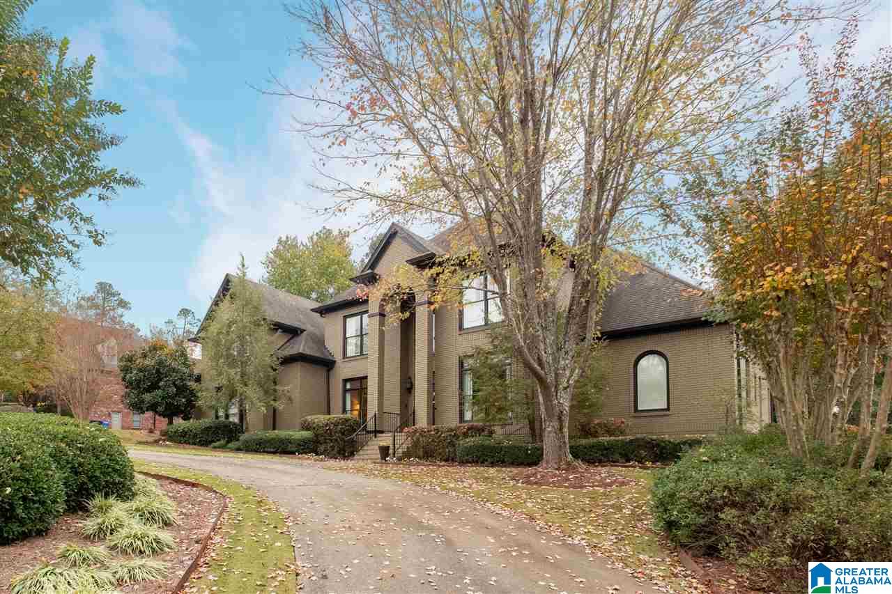 2209 Longleaf Boulevard Birmingham, AL 35243 - Photo 2 of 50