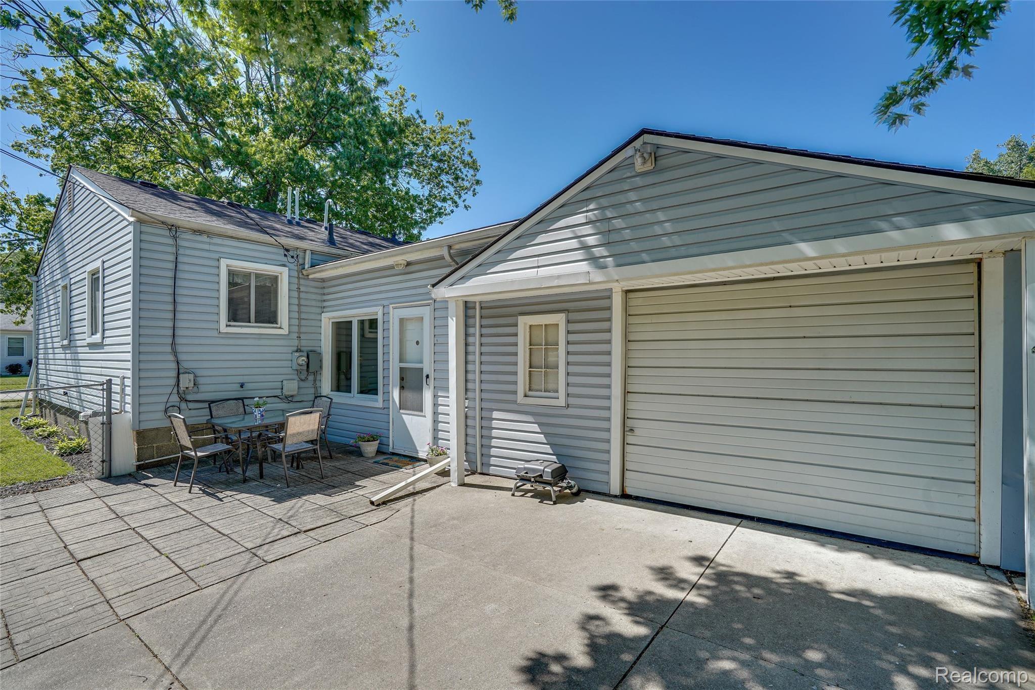 2006 Leitch Road Ferndale, MI 48220 - Photo 14 of 14 Ferndale-14.jpg