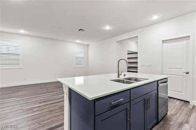 $2,300 | 3024 River Brk Court, Las Vegas, NV 89139