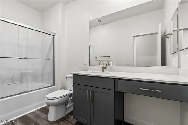 $2,300 | 3024 River Brk Court, Las Vegas, NV 89139