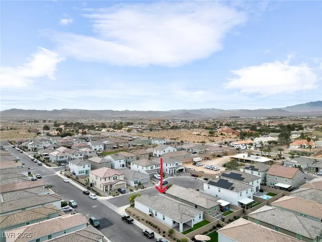 $2,300 | 3024 River Brk Court, Las Vegas, NV 89139