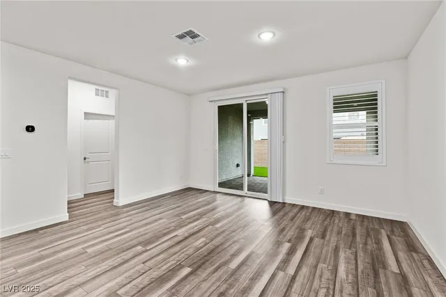 $2,300 | 3024 River Brk Court, Las Vegas, NV 89139