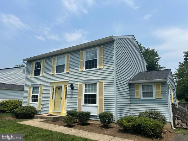 $3,650 | 8406 Woodford Court, Vienna, VA 22182