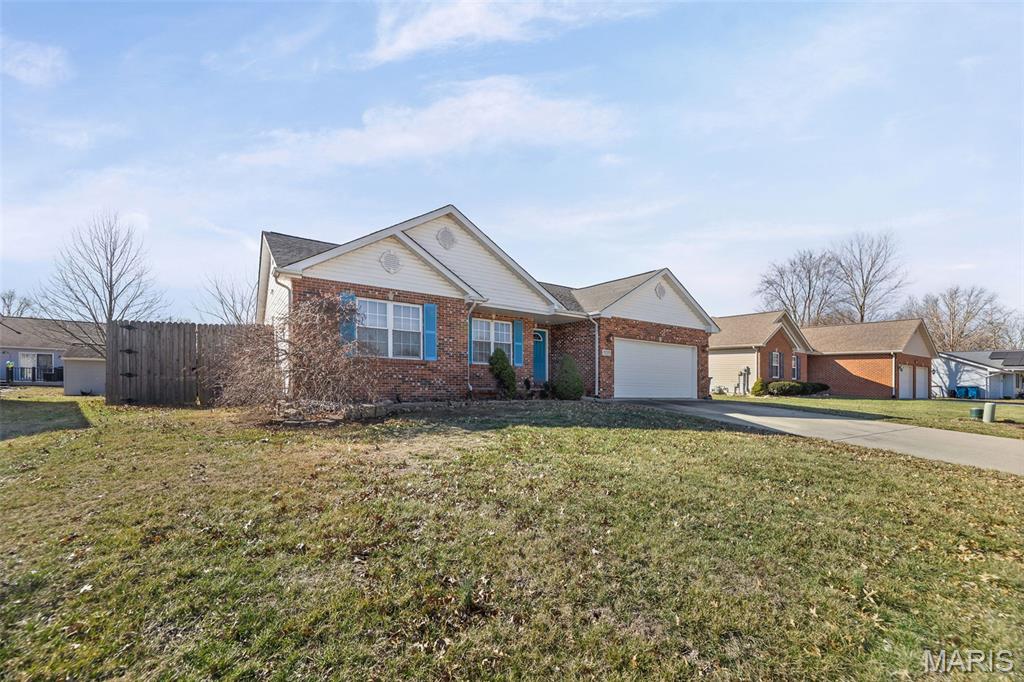1009 Pine Street New Baden, IL 62265 - Photo 3 of 43