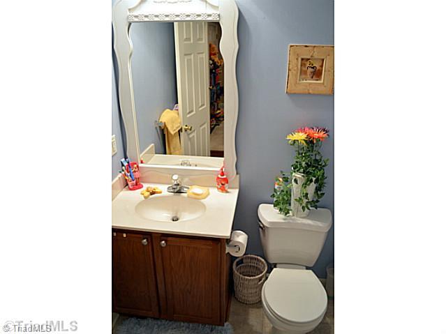 1140 Laurel Crest Road King, NC 27021 - Photo 14 of 16 Bath.