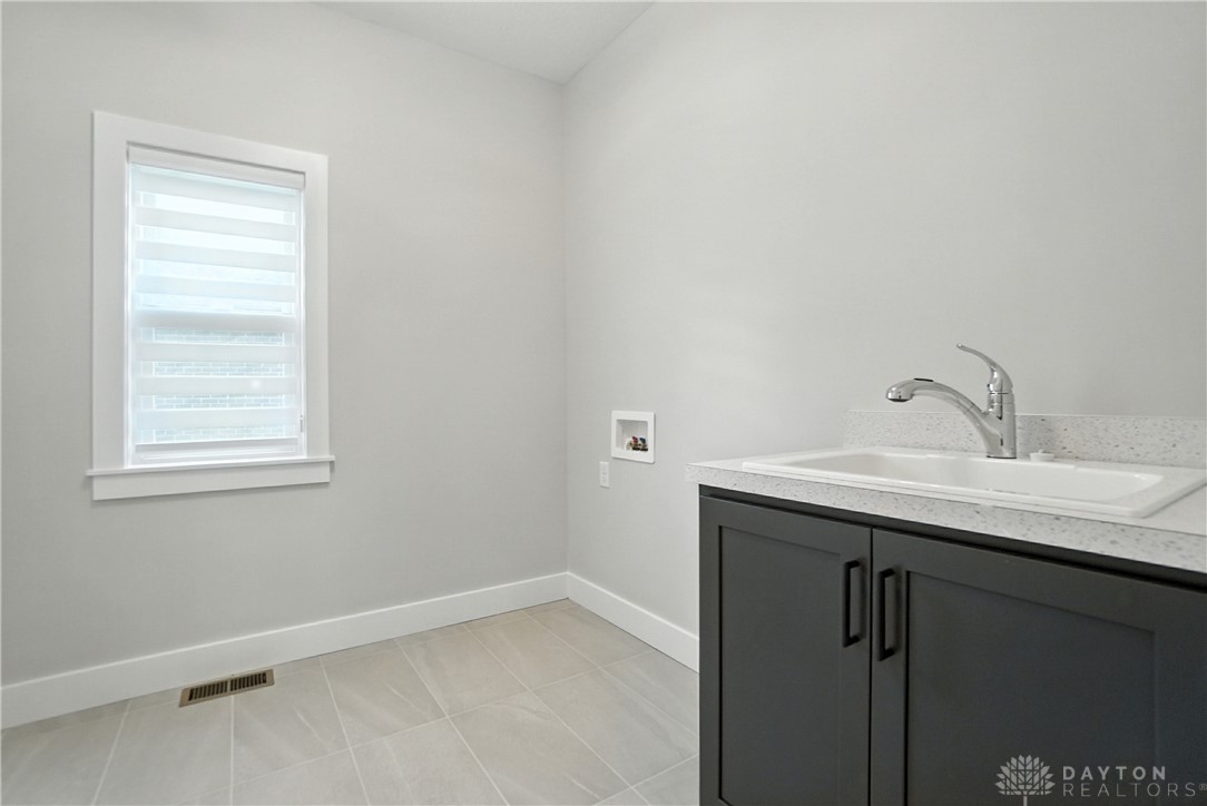 9333 Rochelle Lane Dayton, OH 45458 - Photo 42 of 55