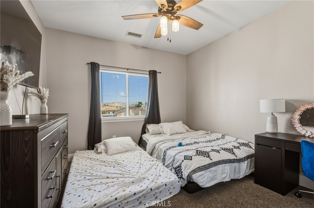 16169 Rancherias Road Apple Valley, CA 92307 - Photo 16 of 27