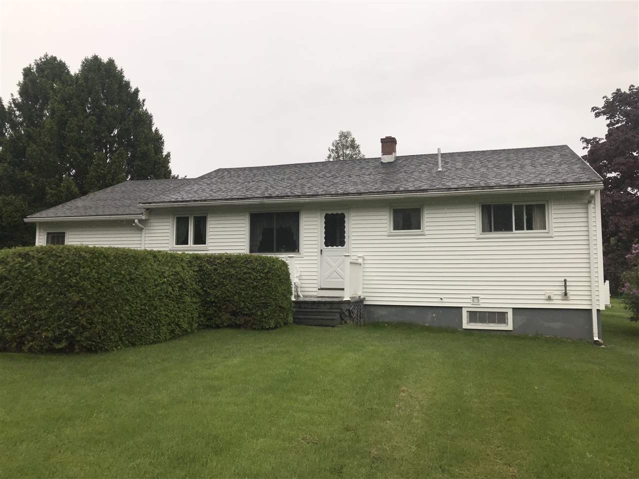 109 Jackson Avenue Rutland, VT 05701 - Photo 3 of 12