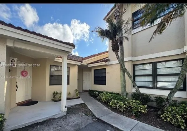 $2,850 | 6308 Northwest 170th Terrace, Hialeah, FL 33015