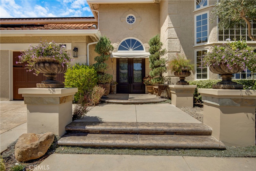 6032 Grey Rock Road Agoura Hills, CA 91301 - Photo 3 of 54