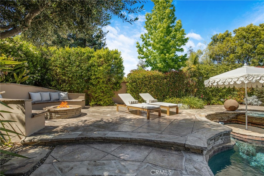 6032 Grey Rock Road Agoura Hills, CA 91301 - Photo 37 of 54 a view of an outdoor space with lounge chair