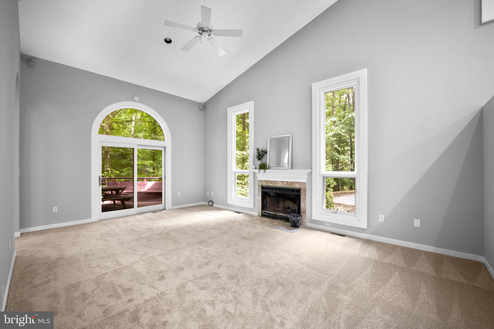 810 Governor Bridge Road Davidsonville, MD 21035 - Photo 31 of 57 Dining room/Family room