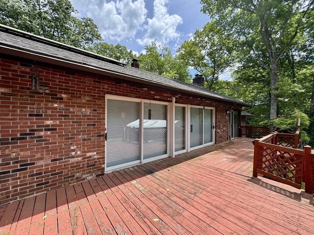 64 Number 10 Schoolhouse Road Charlton, MA 01507 - Photo 22 of 39