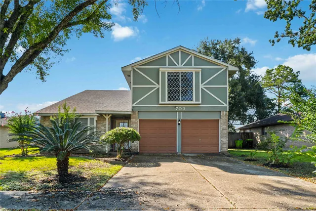 $1,950 | 703 Brookford Drive, Missouri City, TX 77489