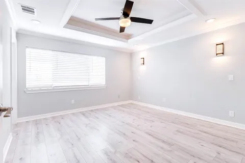 $257,000 | 11643 Village Pl Drive, Unit 194, Houston, TX 77077