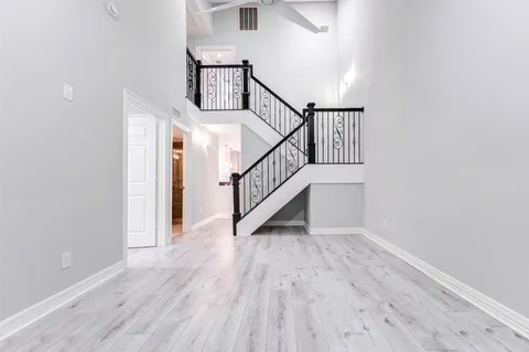 $257,000 | 11643 Village Pl Drive, Unit 194, Houston, TX 77077