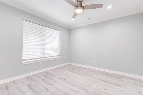 $257,000 | 11643 Village Pl Drive, Unit 194, Houston, TX 77077