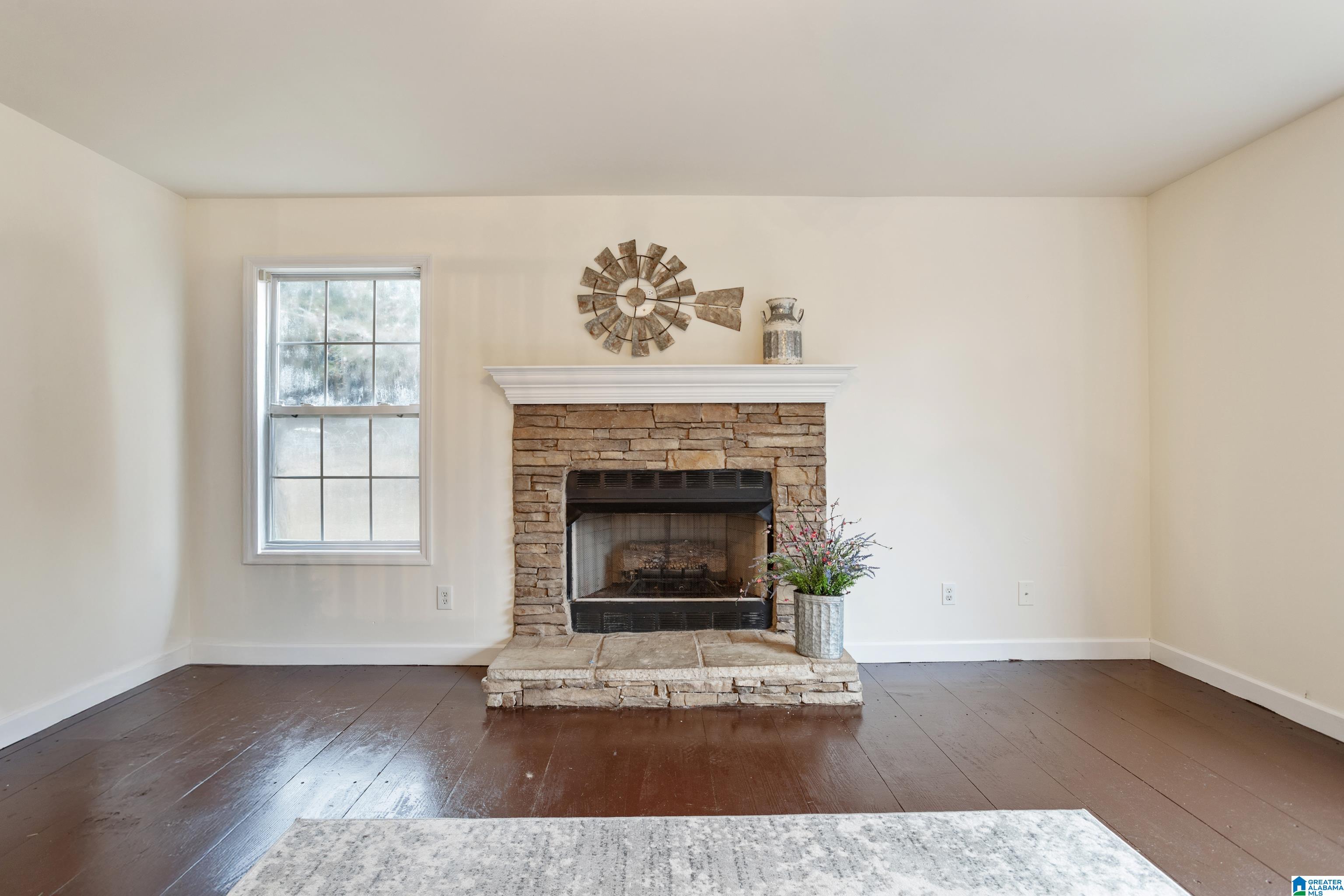 9754 McPherson Road Warrior, AL 35180 - Photo 6 of 50