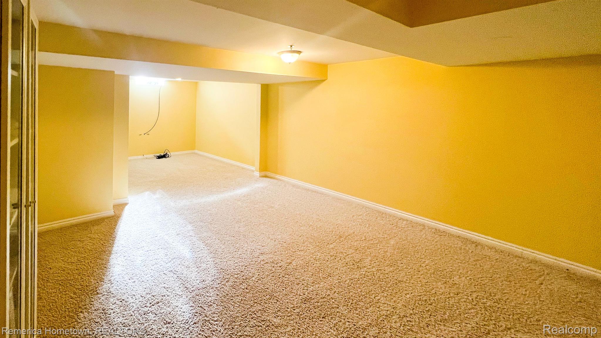 45511 North Stonewood Road Canton, MI 48187 - Photo 22 of 26 Gallery Image 22