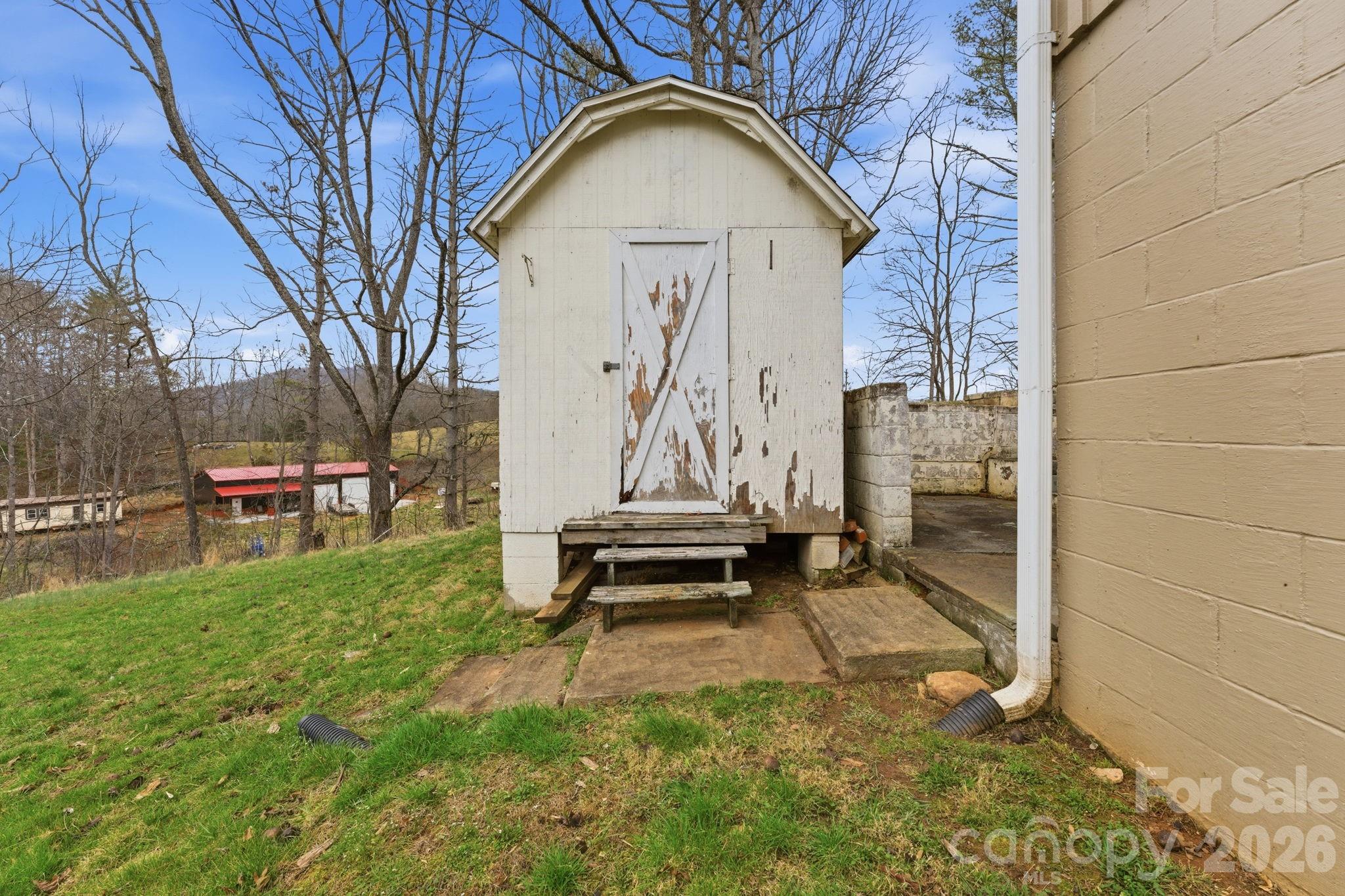 3920 Bryson City Road Franklin, NC 28734 - Photo 12 of 48