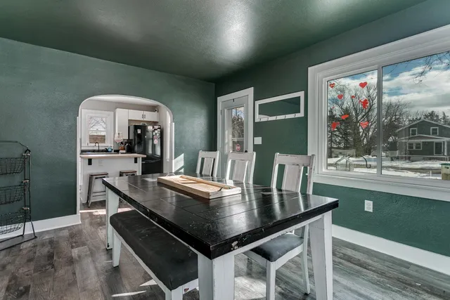 $259,900 | 351 East Scott Street, Omro, WI 54963