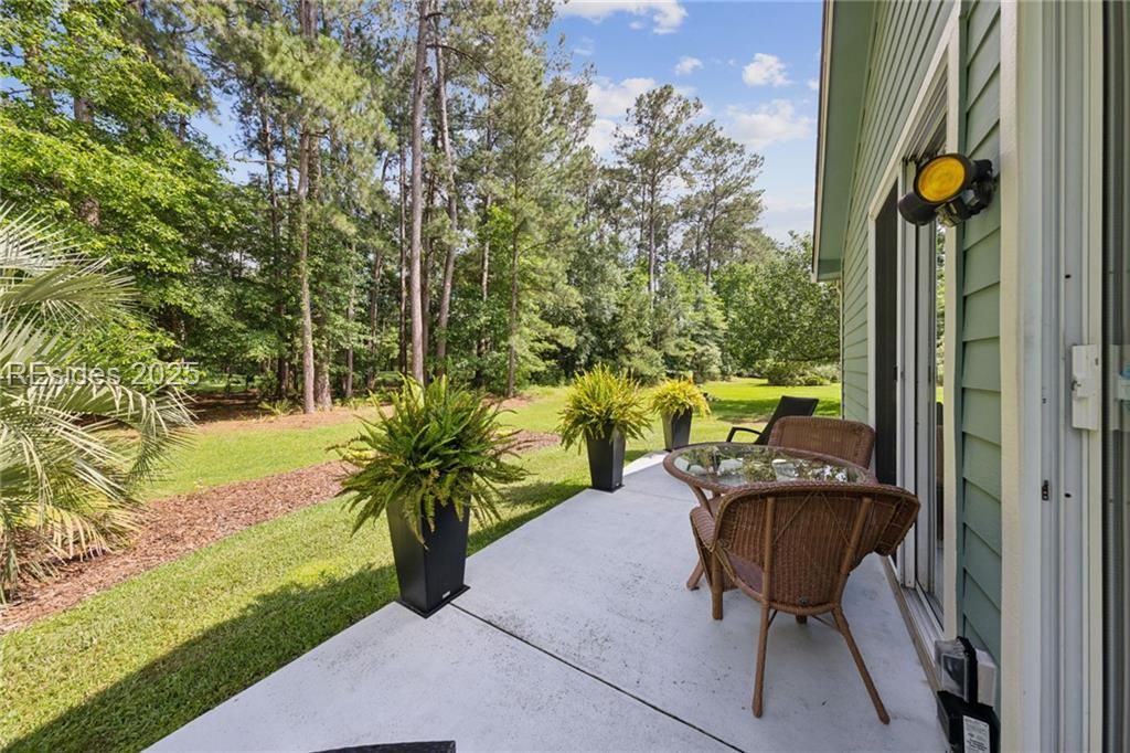 30 Raymond Road Bluffton, SC 29909 - Photo 46 of 100 home is now vacant