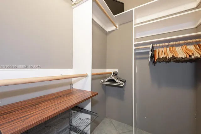 $3,450 | 888 Brickell Key Drive, Unit 2201, Miami, FL 33131