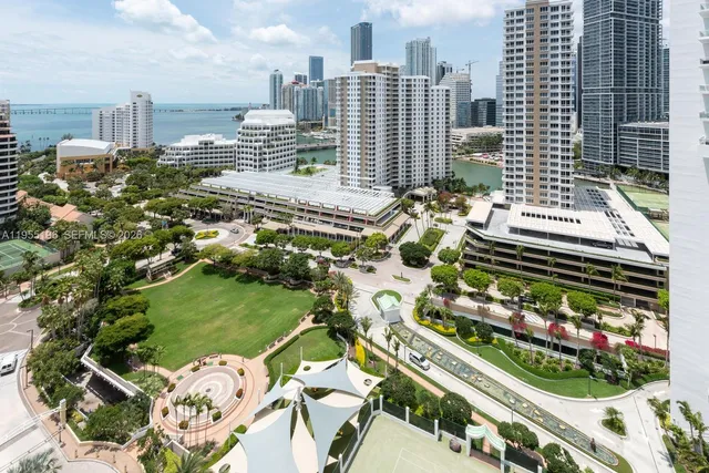 $3,450 | 888 Brickell Key Drive, Unit 2201, Miami, FL 33131