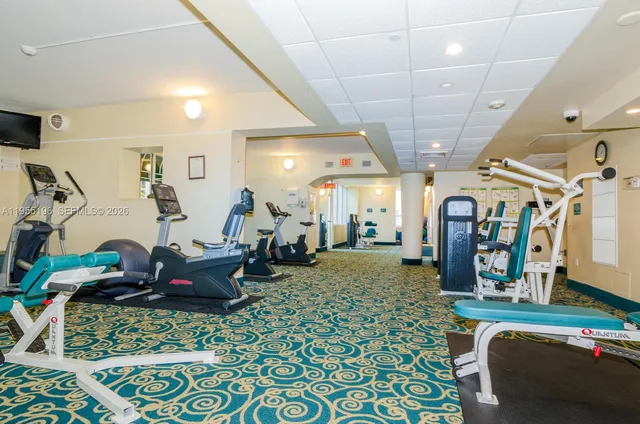 $3,450 | 888 Brickell Key Drive, Unit 2201, Miami, FL 33131