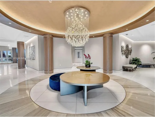 $3,350 | 888 Brickell Key Drive, Unit 2201, Miami, FL 33131