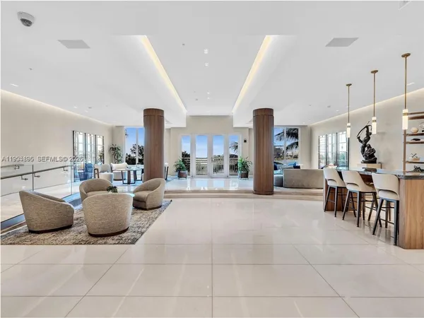 $3,350 | 888 Brickell Key Drive, Unit 2201, Miami, FL 33131