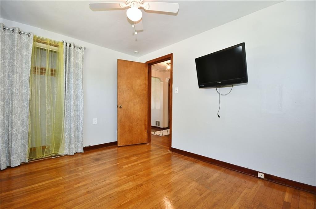 223 Crestview Road Pittsburgh, PA 15235 - Photo 11 of 22 Gallery Image 11