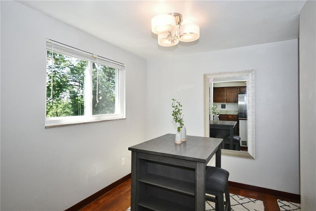223 Crestview Road Pittsburgh, PA 15235 - Photo 8 of 22 Gallery Image 8