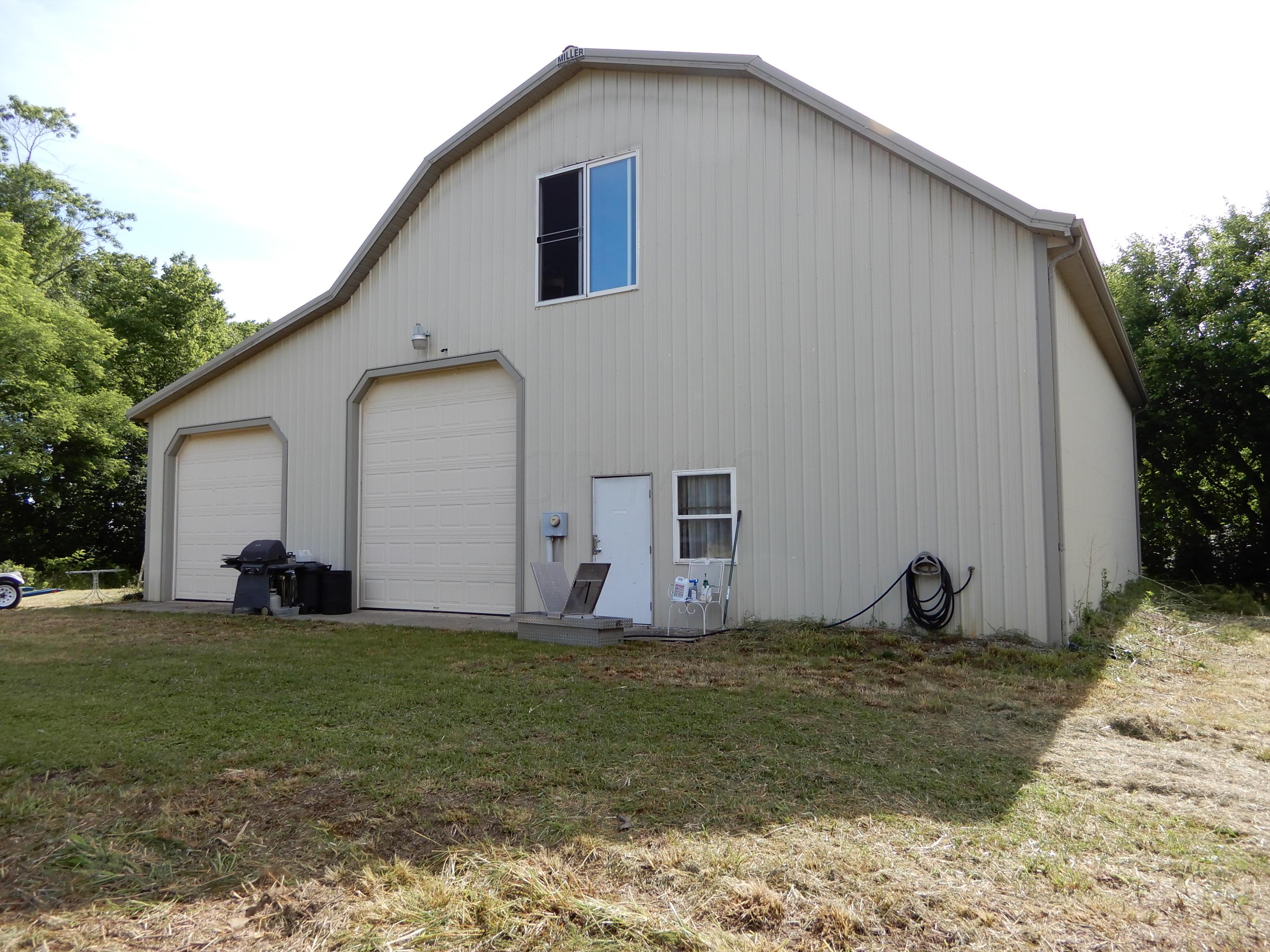 24340 Sisk Road Circleville, OH 43113 - Photo 2 of 18 Gallery Image 2