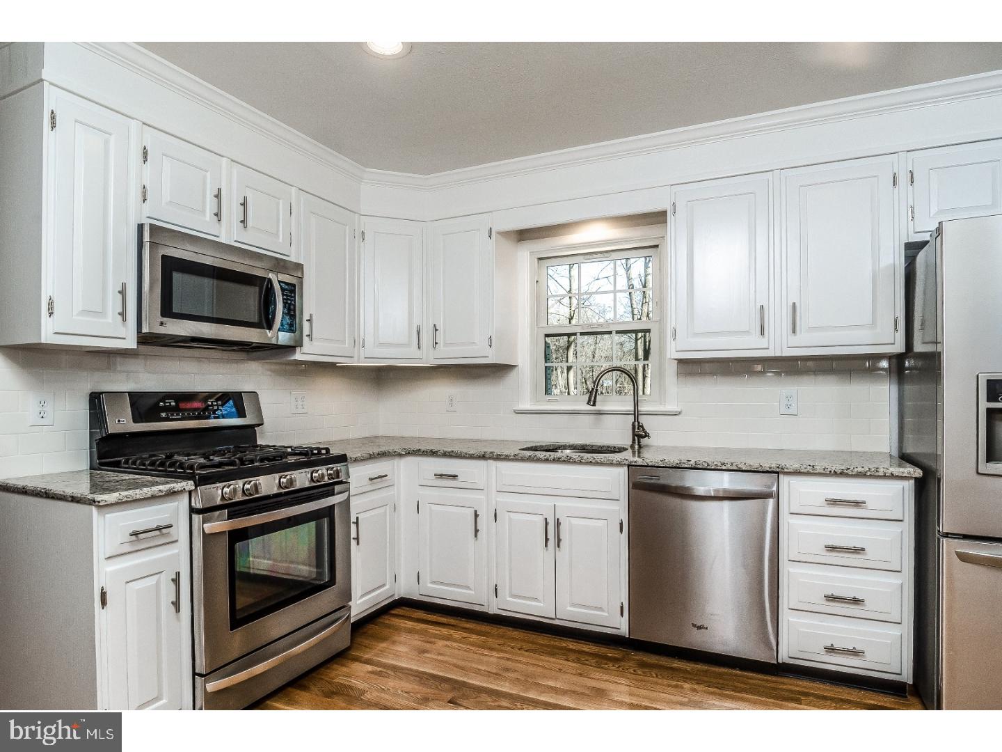 471 Dutch Neck Road East Windsor, NJ 08520 - Photo 8 of 25 Gallery Image 8