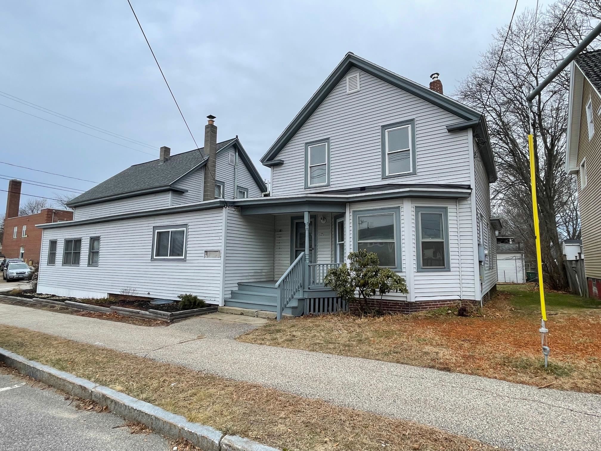 34 Maple Street Rochester, NH 03867 - Photo 1 of 28