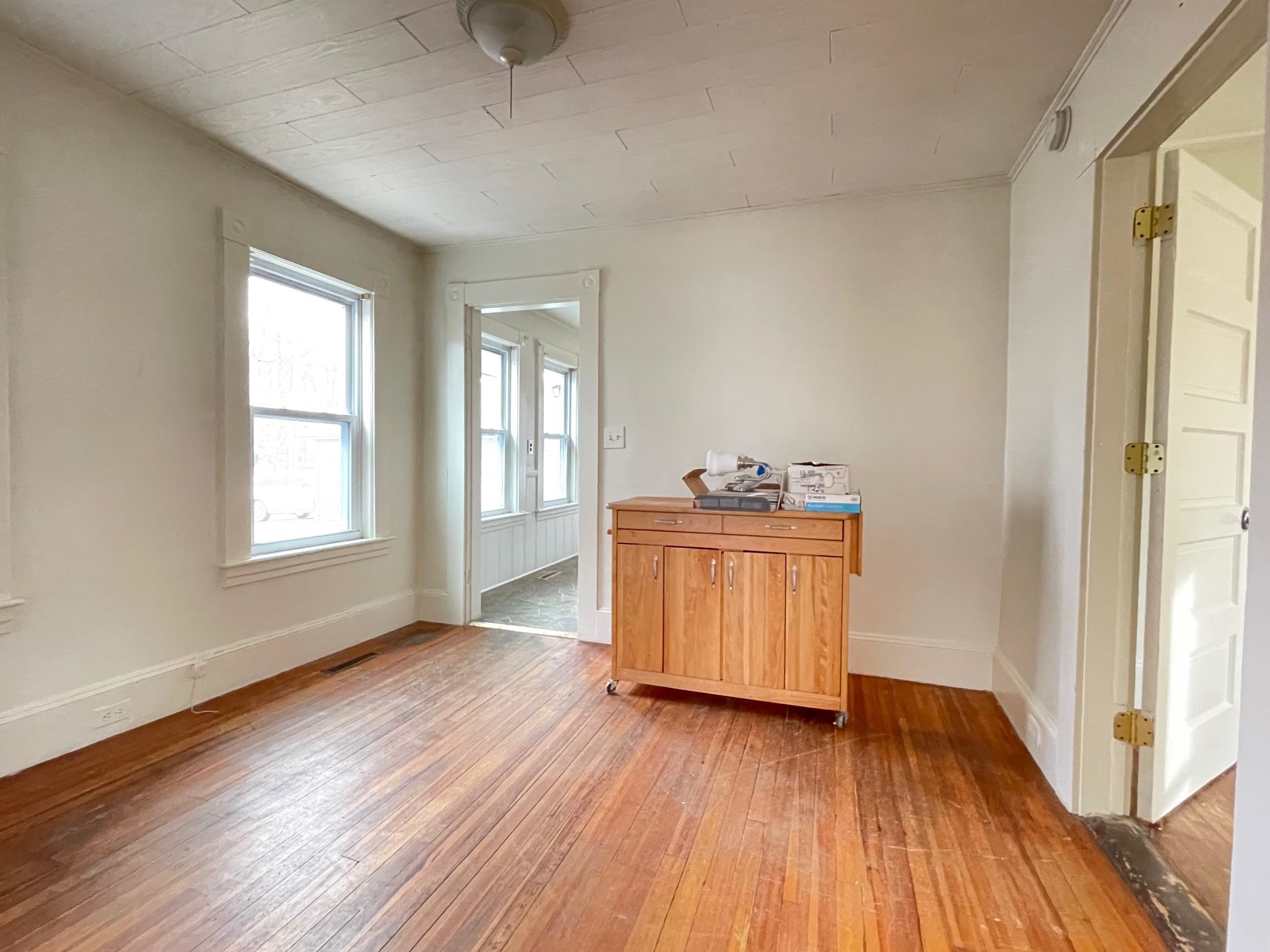34 Maple Street Rochester, NH 03867 - Photo 13 of 28