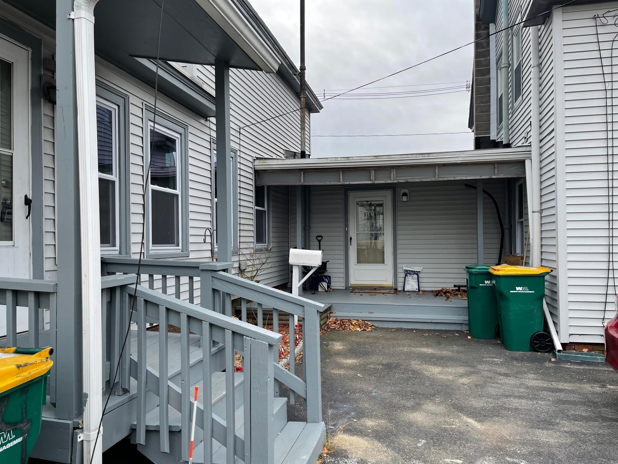 34 Maple Street Rochester, NH 03867 - Photo 5 of 28
