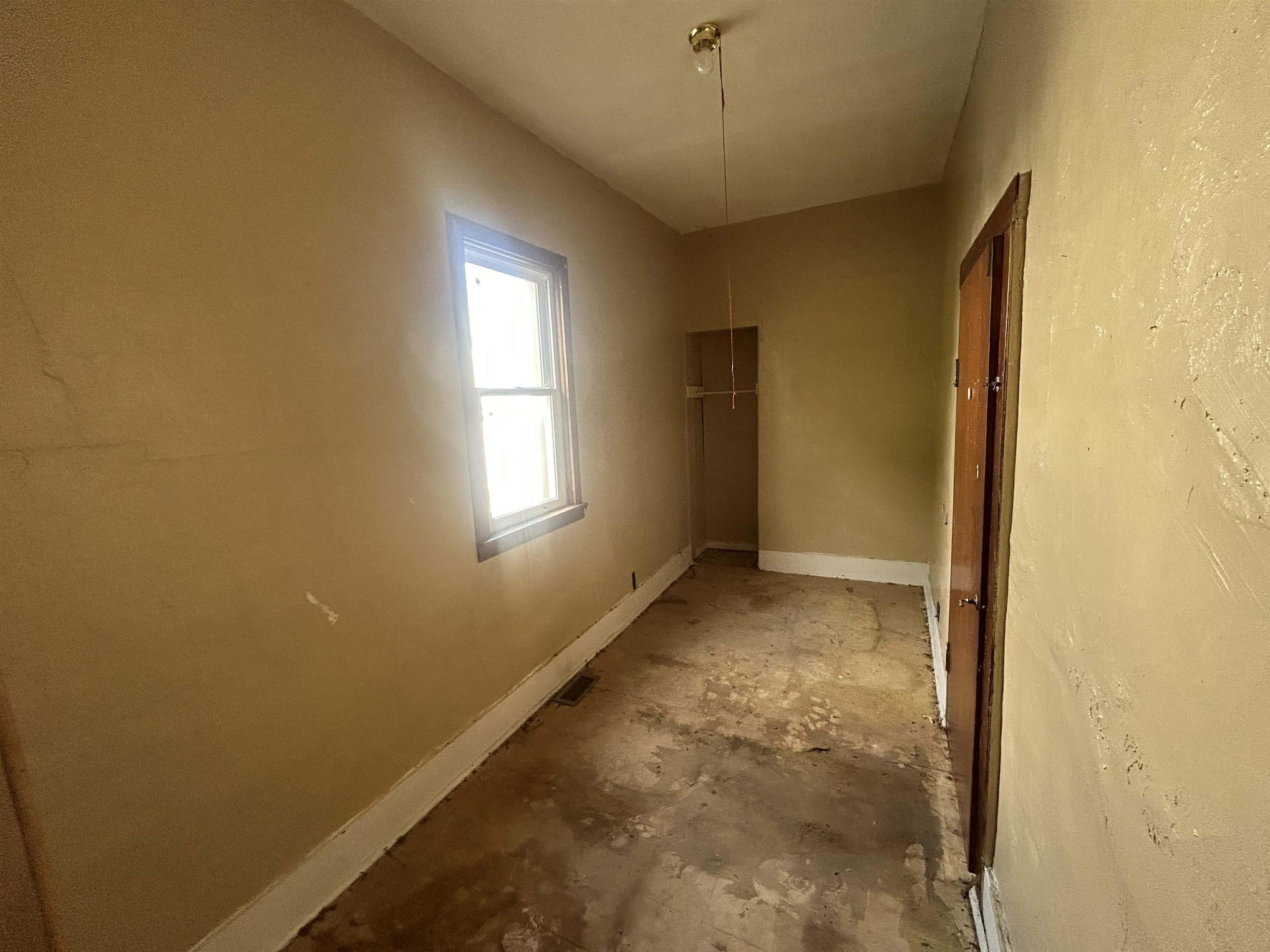 205 West Grant Street Decatur, IN 46733 - Photo 7 of 18