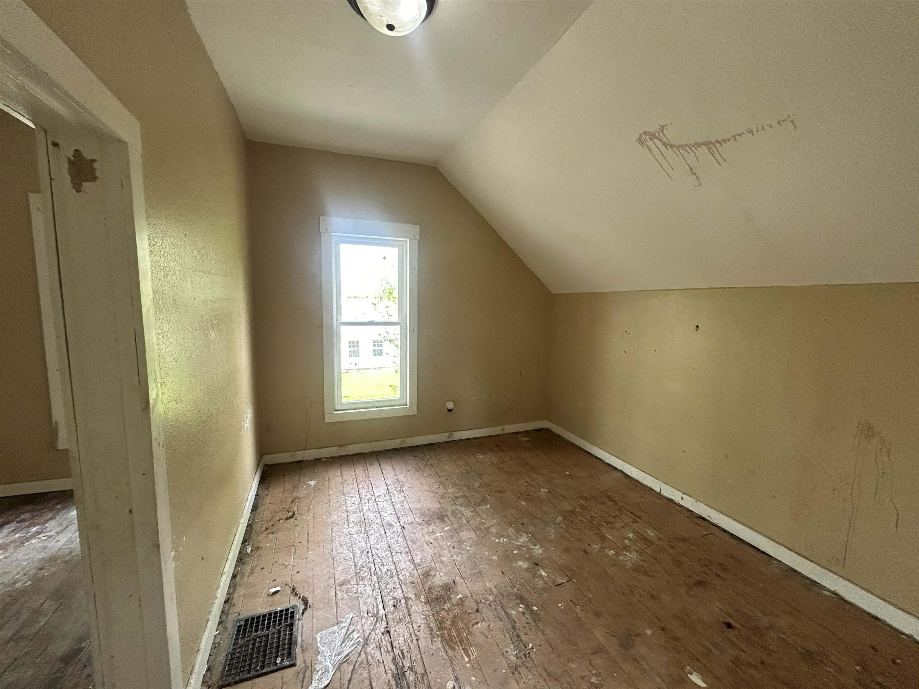 205 West Grant Street Decatur, IN 46733 - Photo 10 of 18