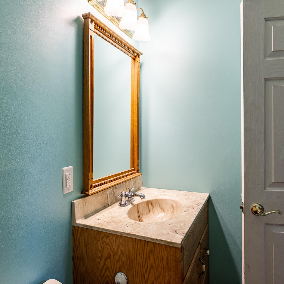 5062 West Barnes Road Mason, MI 48854 - Photo 12 of 23 0N0A8643-HDR