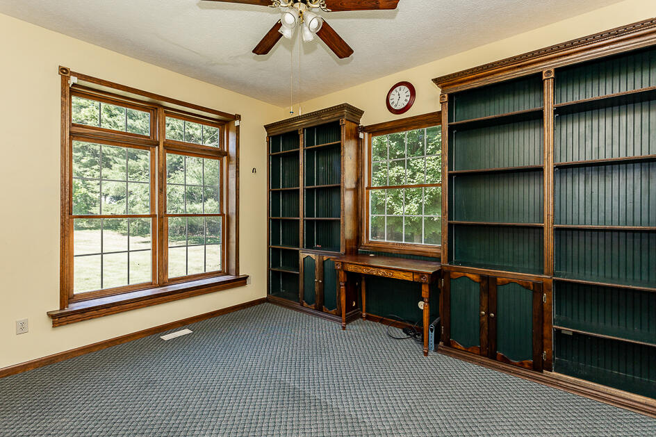 5062 West Barnes Road Mason, MI 48854 - Photo 10 of 23 0N0A8639-Edit