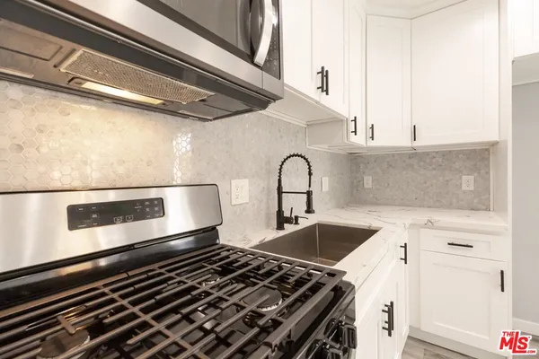 a close view of stove top oven