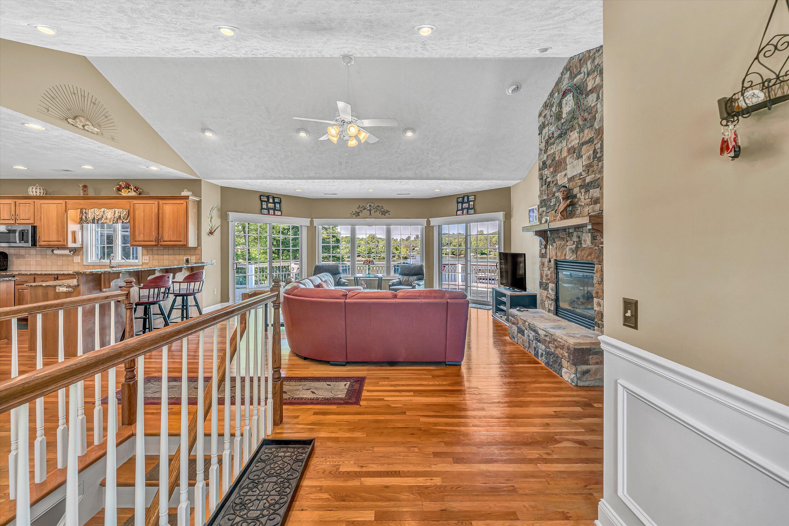 168 Sandy Point Court Union Hall, VA 24176 - Photo 12 of 80 08-DSC00004