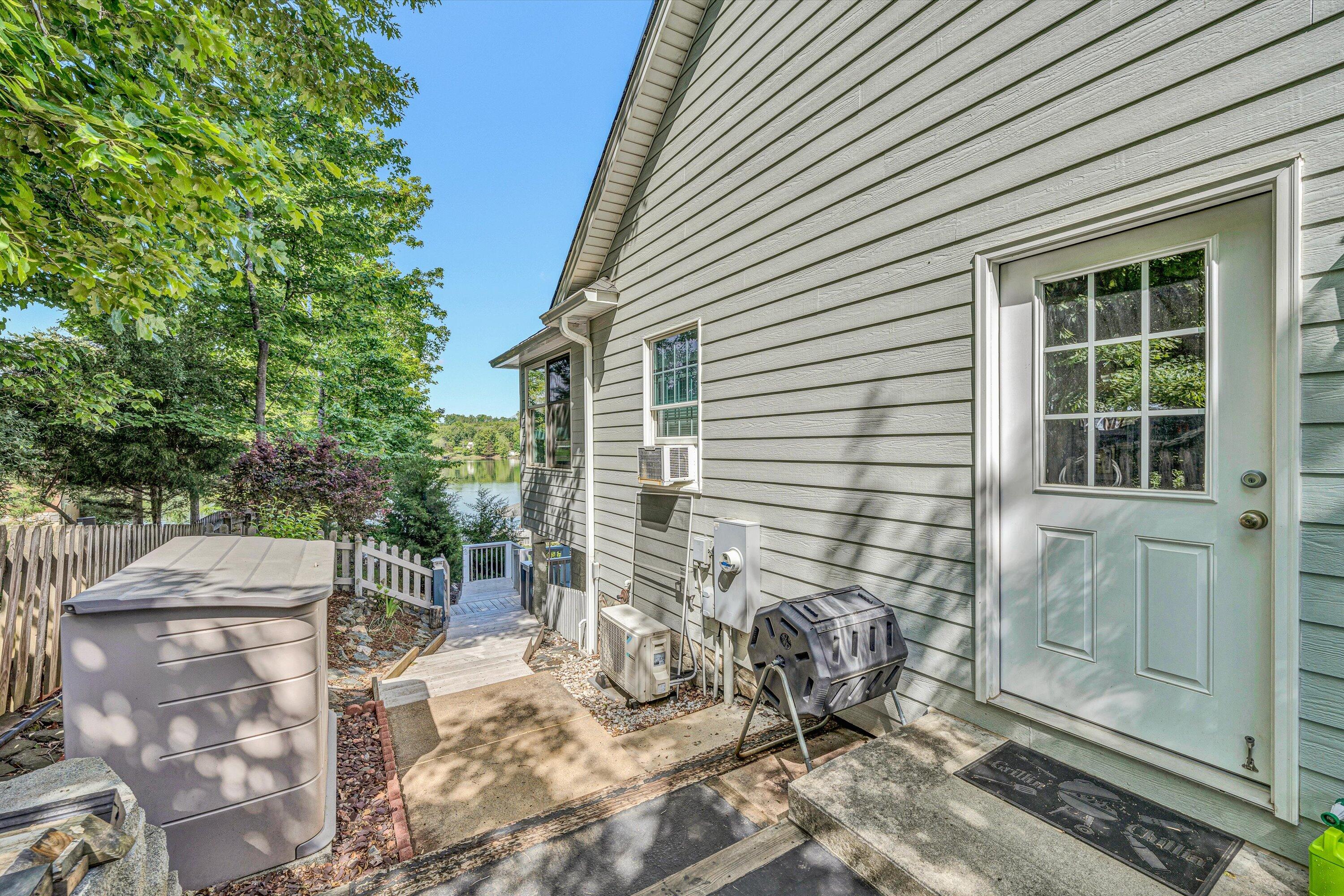 168 Sandy Point Court Union Hall, VA 24176 - Photo 64 of 80 60-DSC00167