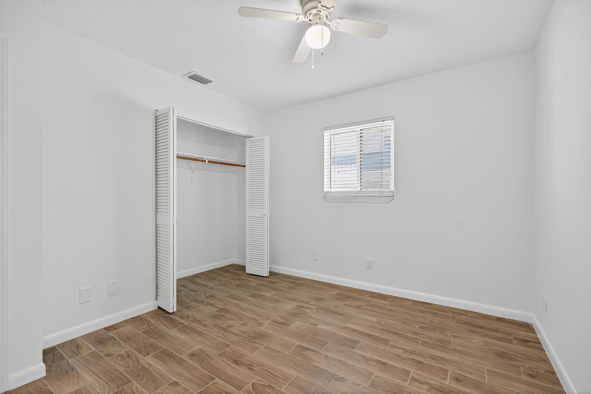 516 East Whitney Drive Jupiter, FL 33458 - Photo 35 of 63 Master Sitting Room/Den