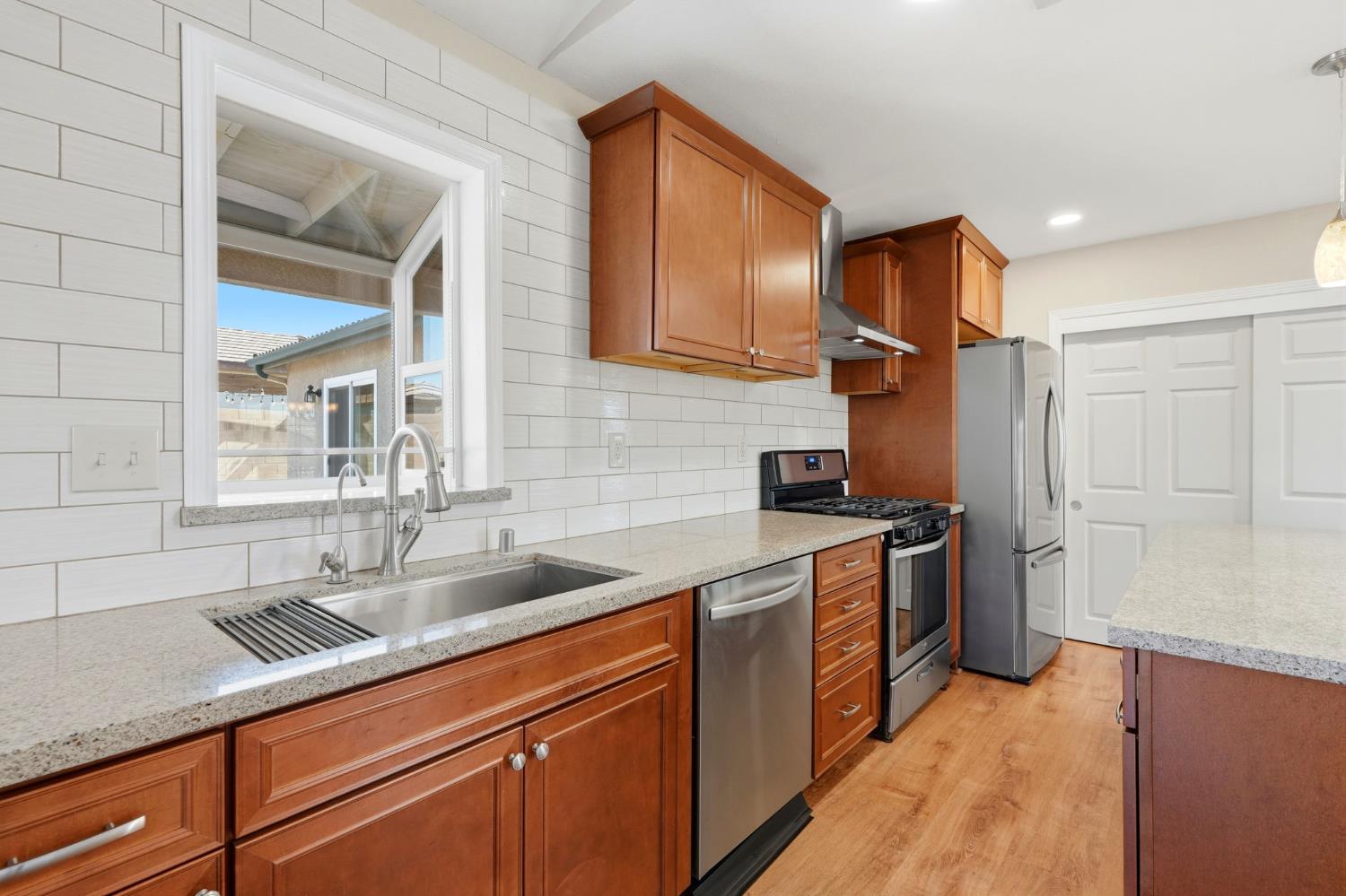 702 Montecito Court Lemoore, CA 93245 - Photo 21 of 50