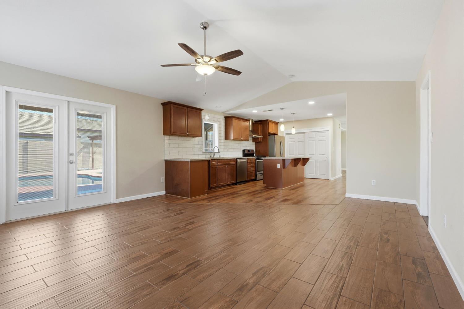 702 Montecito Court Lemoore, CA 93245 - Photo 24 of 50